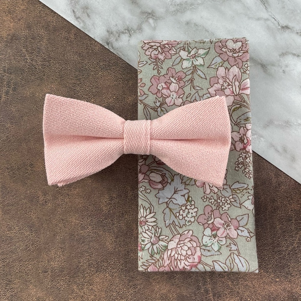 Men’s Pastel Pink Velour Bow Tie & Baby Sage Floral Pocket Square